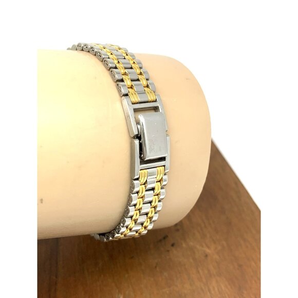 Seiko Women's Watch V401-5129 Quartz Petite Tank Rectangle White Dial Two Tone - Picture 8 of 12